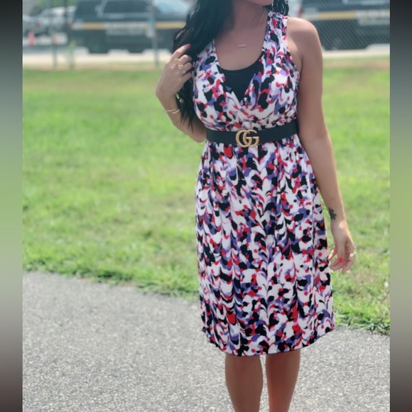 SLEEVELESS V Neck Floral Dress - Picture 1 of 6